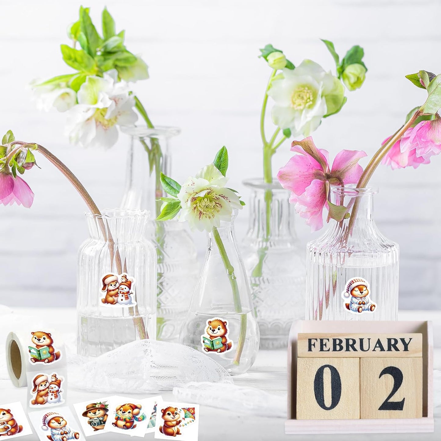 Fancy Land Groundhog Stickers Roll Happy Groundhog Day Sticker Decals Perforated for Spring Scrapbook Journal DIY Crafts Classroom Rewards Holiday Party Gift Bag Decorations 200Pcs