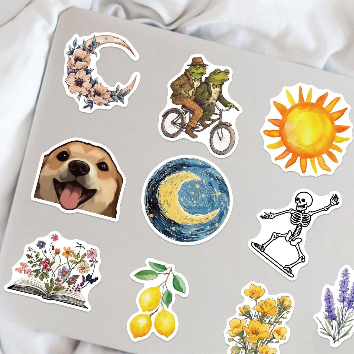 100Pcs Nature Stickers, Forest Woodland Jungle Aesthetic Stickers, Waterproof Vinyl Sticker for Laptops,Water Bottle,Party Favors,Scrapbooks